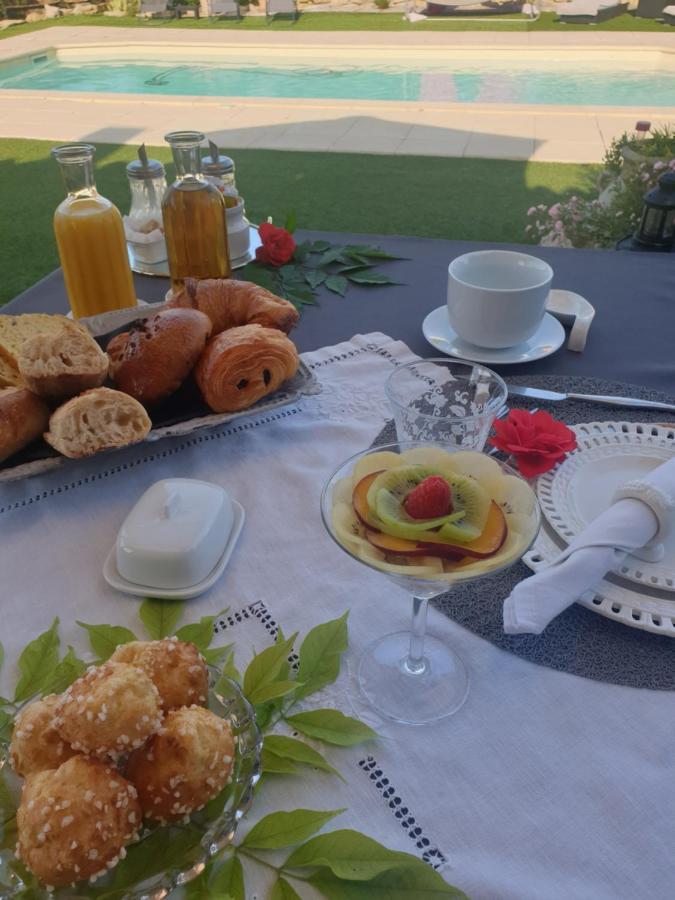Bed and Breakfast La Colombe Tourrettes Exteriér fotografie